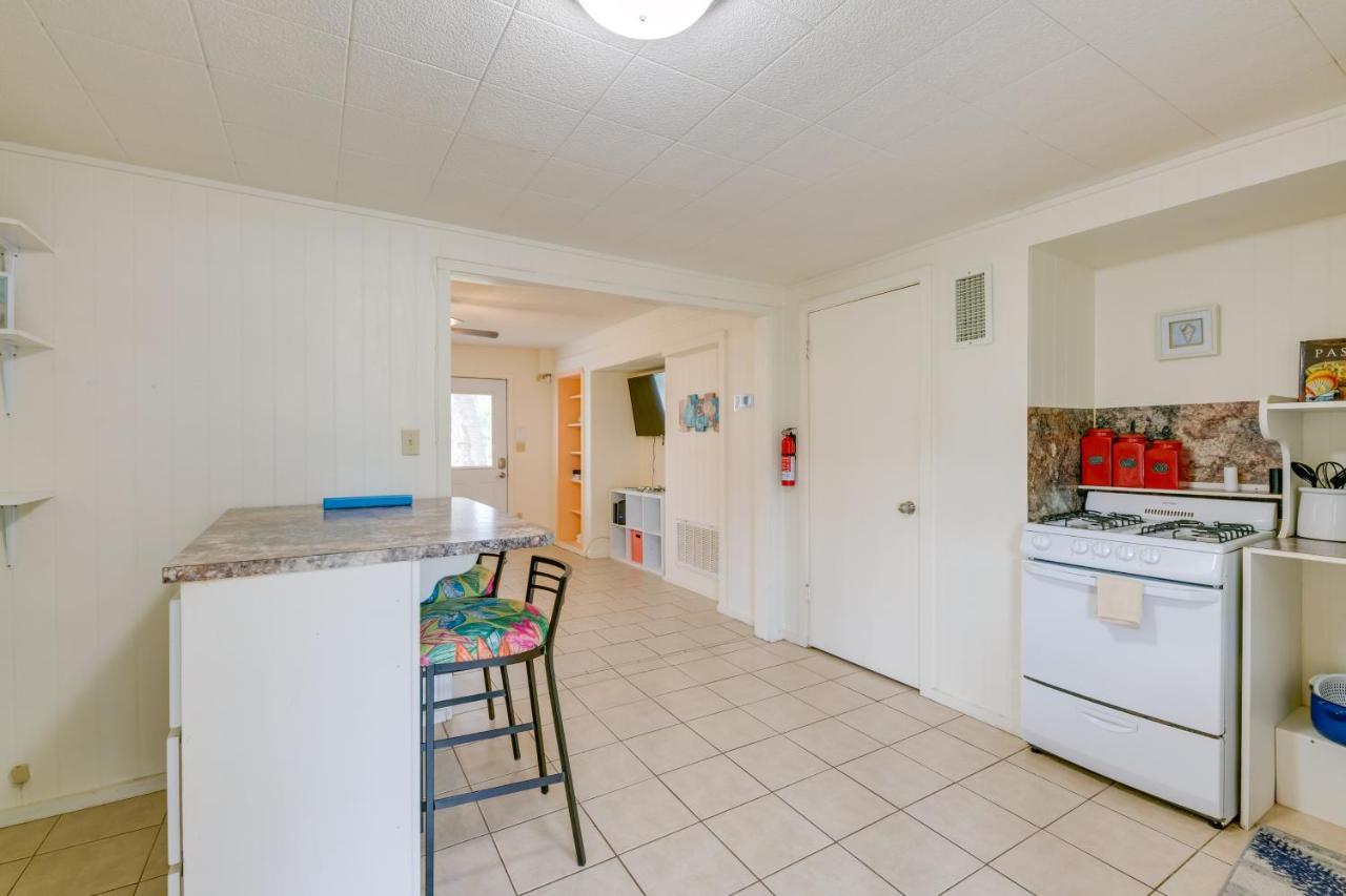 Beautiful Rockport Townhome - Walk To Aransas Bay! Bagian luar foto